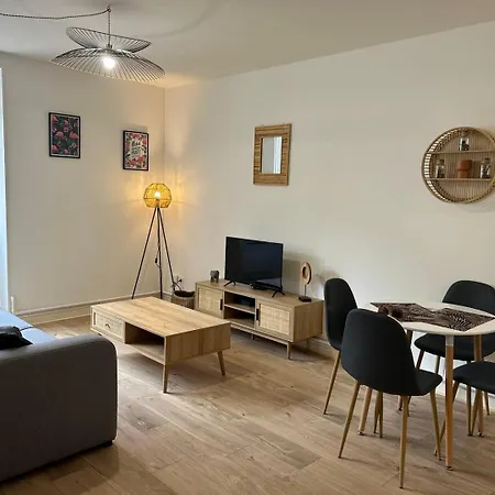 Les Carmélites : à 5 Min à Pied De La Gare Apartamento Poitiers