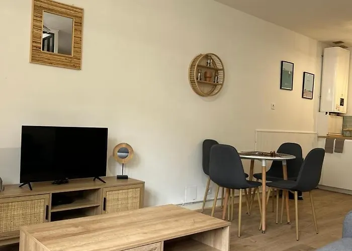 Les Carmélites : à 5 Min à Pied De La Gare *